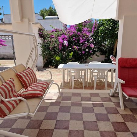 Villa Carmela A San Pietro In Bevagna Bagian luar foto