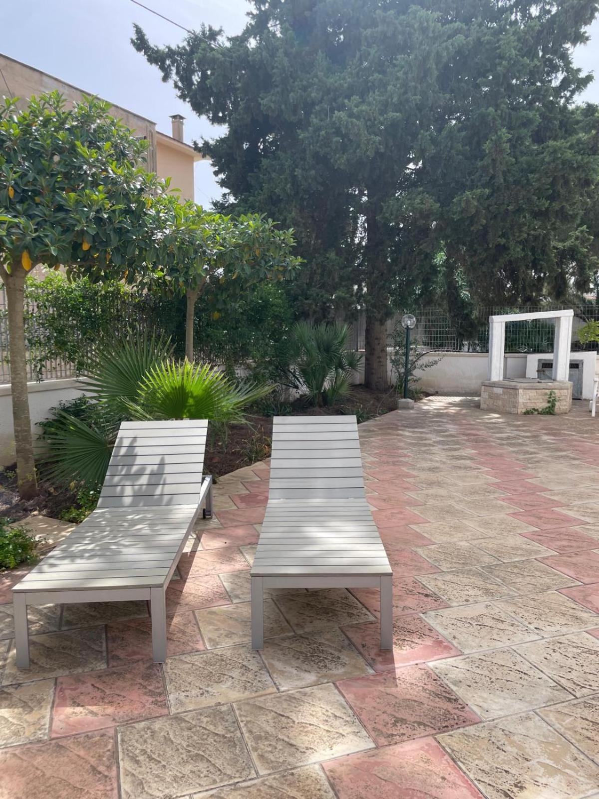 Villa Carmela A San Pietro In Bevagna Bagian luar foto